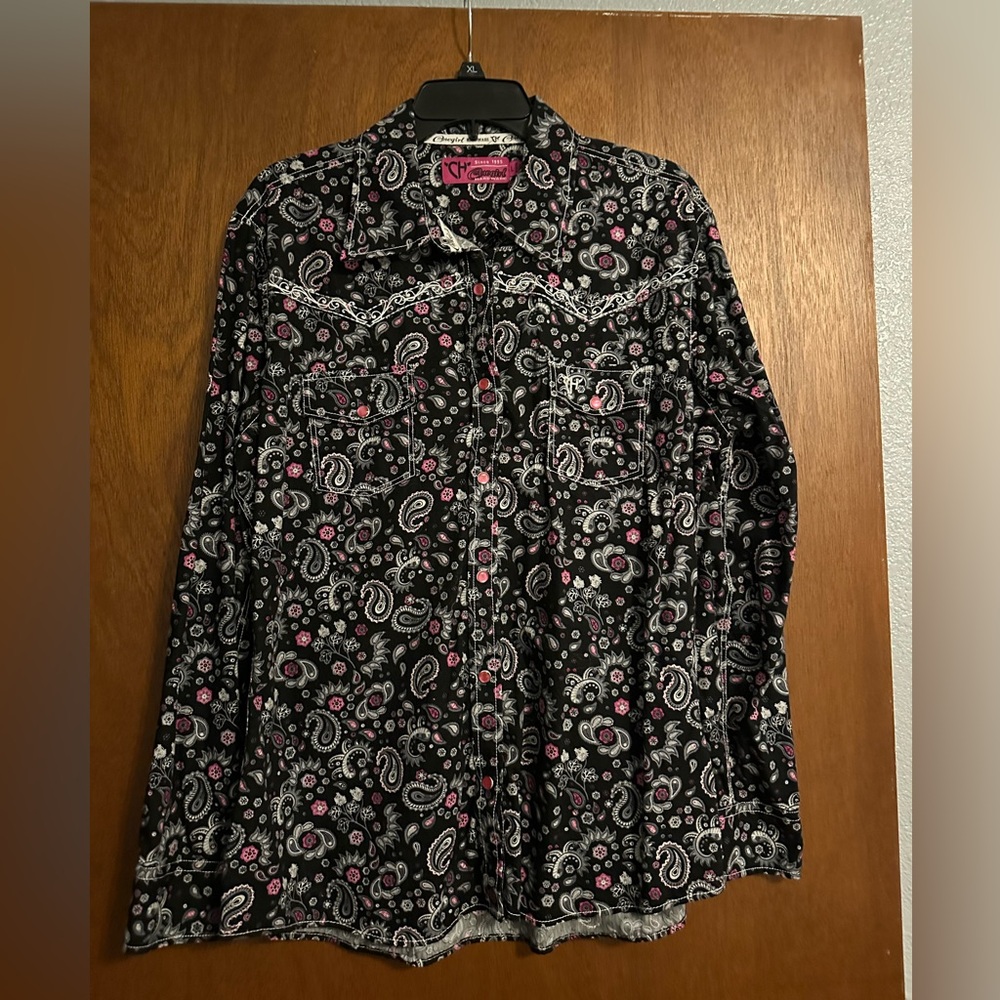 Women's Black Paisley Button-Up Shirt